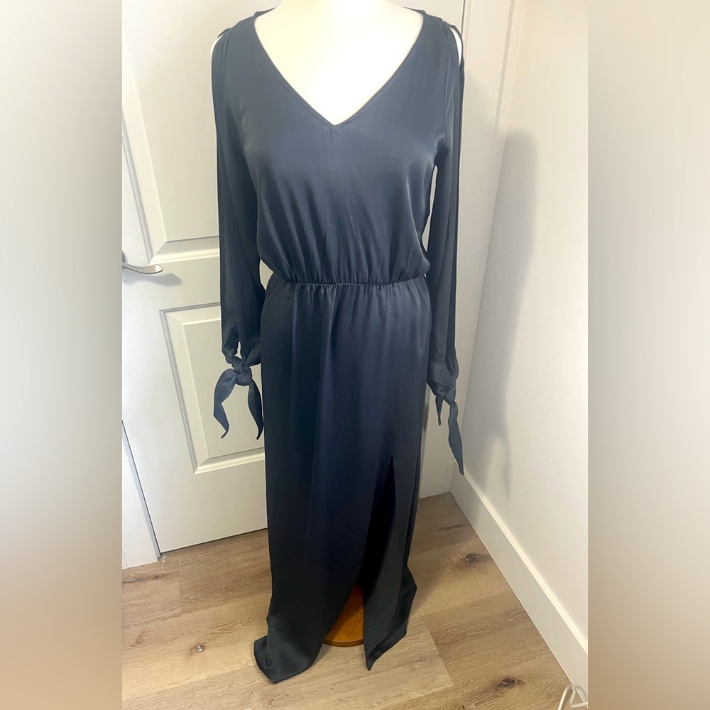 Leith Sleeveless Gray Maxi Dress S | Flowy & Elegant